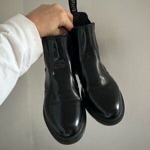 Dr Martens Flora Chelsea Boots